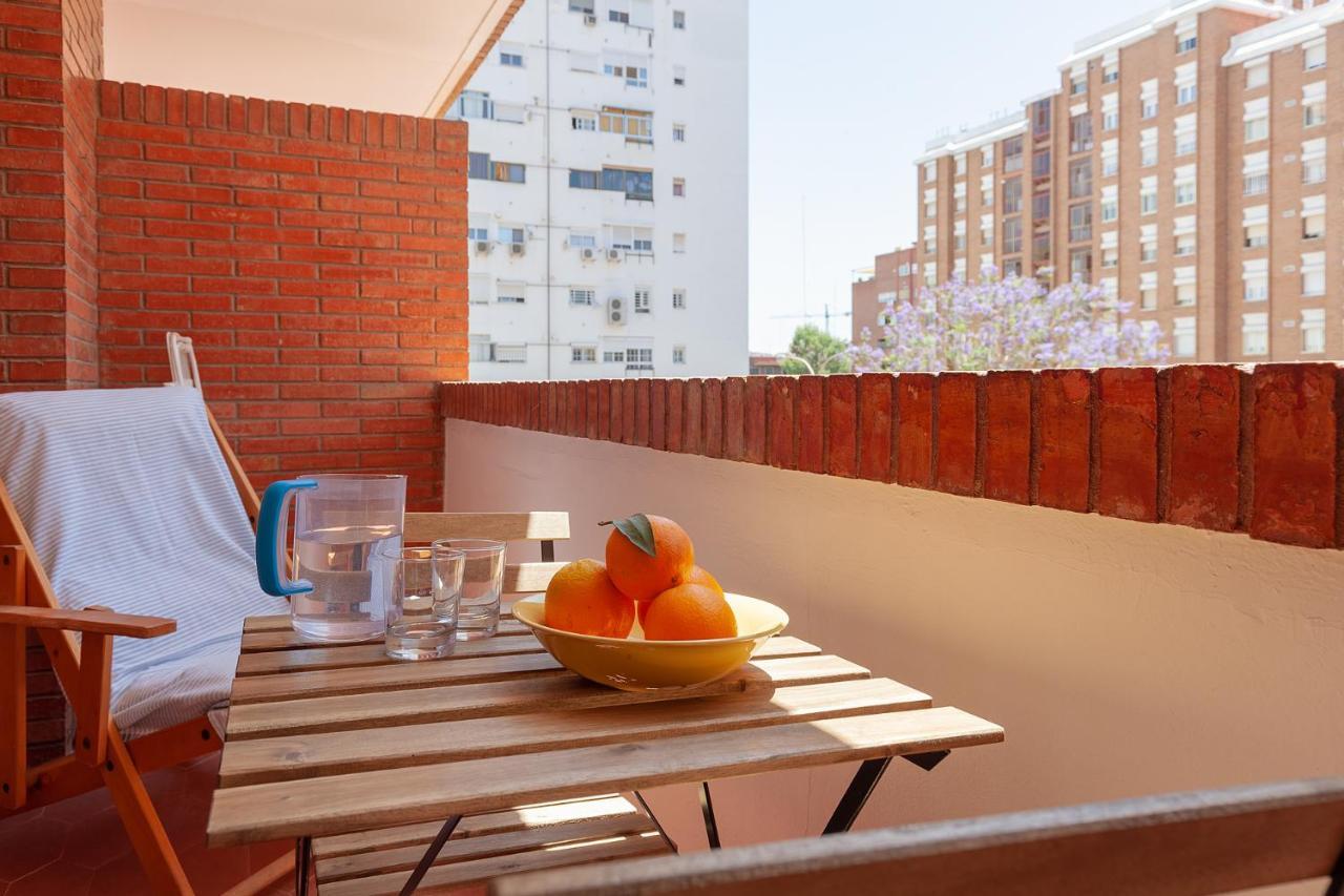 Apartamento Luminoso Y Acogedor En Sevilla. A/C. Dış mekan fotoğraf